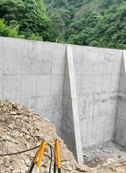 石家庄高邑县重力式挡土墙